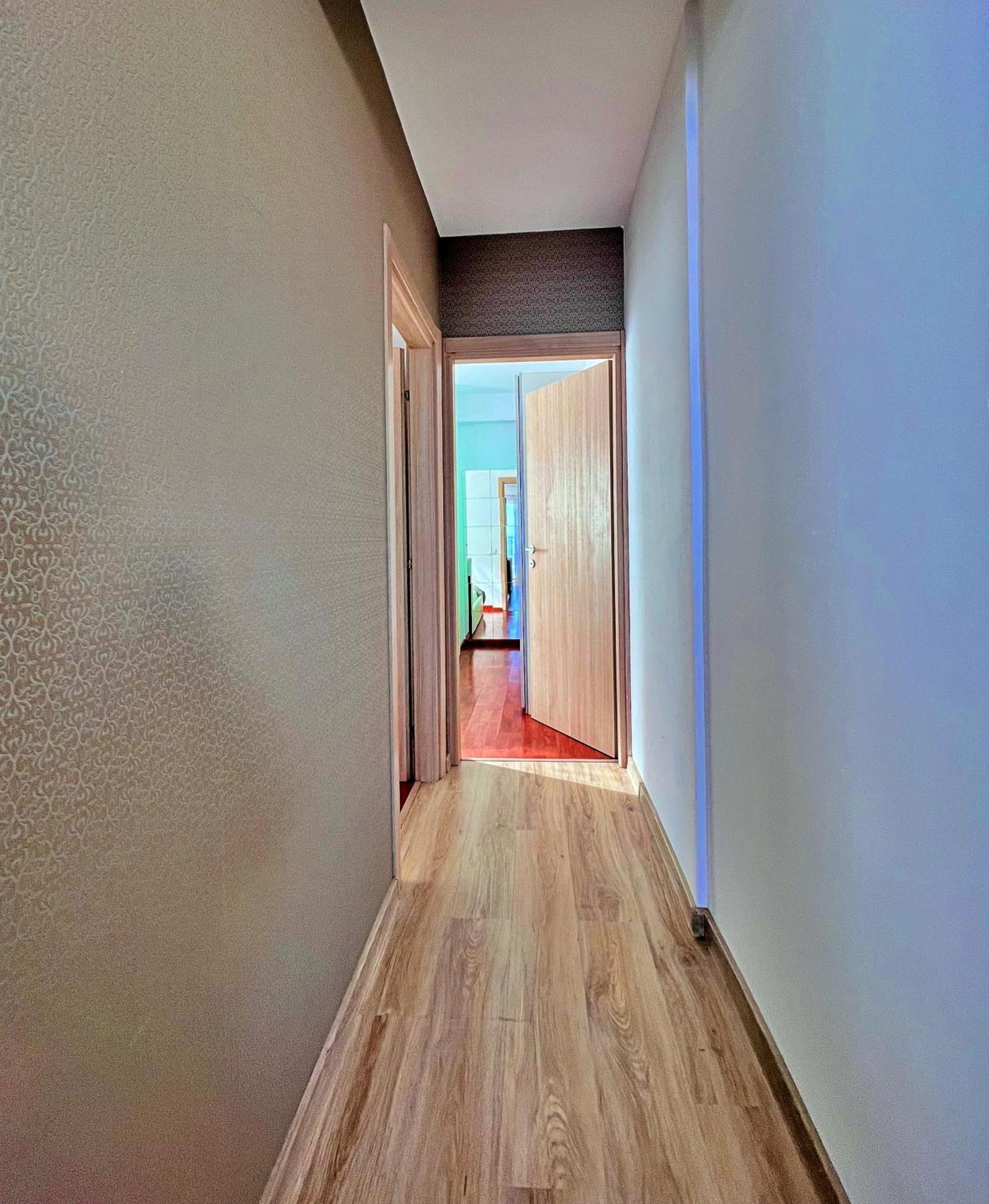 Coroni Seasons Apart With Panoramic View Brasov Exterior photo