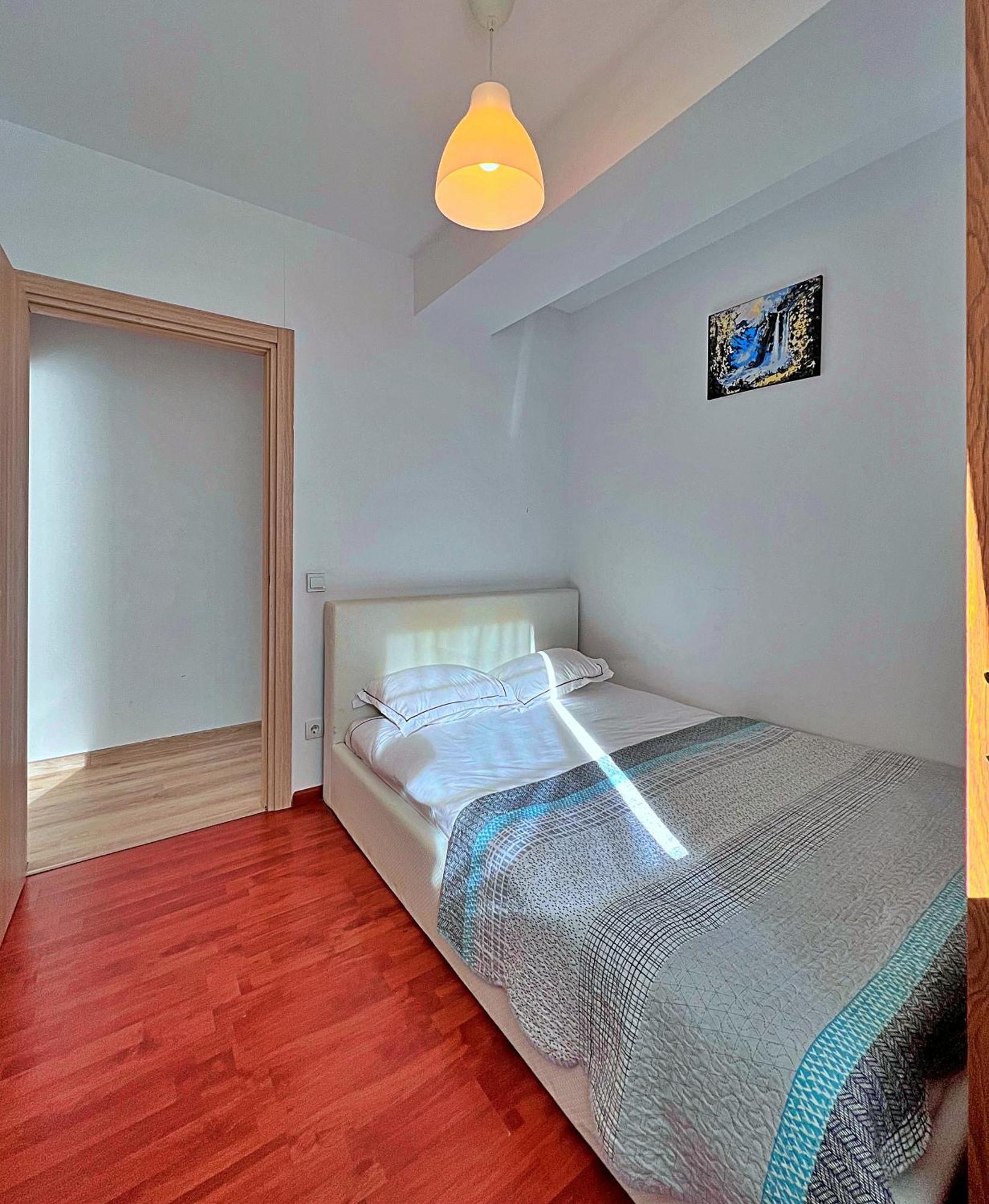 Coroni Seasons Apart With Panoramic View Brasov Exterior photo